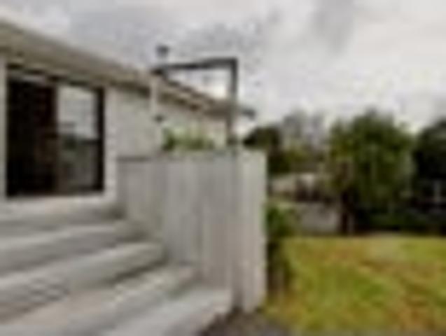 Glenfield, 4 bedrooms, $995 pw
