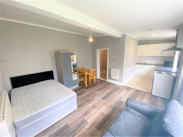 Glenfield Drive, Clondalkin, Dublin 22 Ray Cooke Auctioneers 4913 MyHome. Ie Lettings
