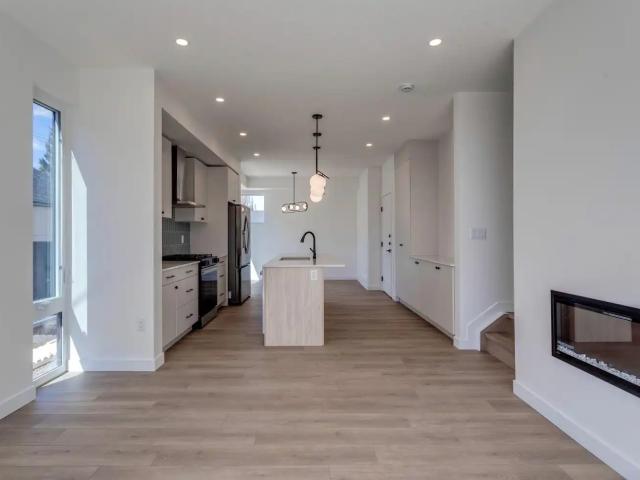 Glenora 4 Plex