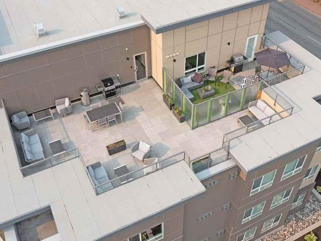 Glenmore Central 2 Bedroom Apartment for Rent at 724 Valley Rd, Kelowna, BC V1V 0C2 North Glenmore