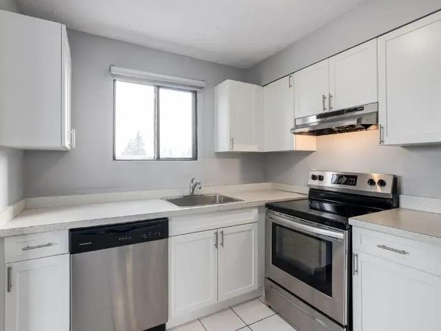 Glenmore Gardens Towers 2 Bedroom Apartment for Rent