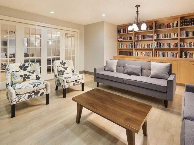 Glenmore Heights 2 Bedroom Apartment for Rent at 620 67 Ave Sw, Calgary, AB T2V 0M2 Kingsland