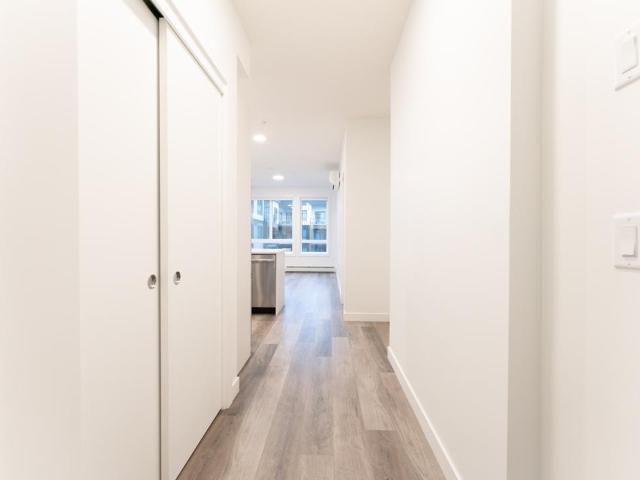 Glenmore Place 2 bedroom + 2 bathroom with balcony [object Promise] for Rent
