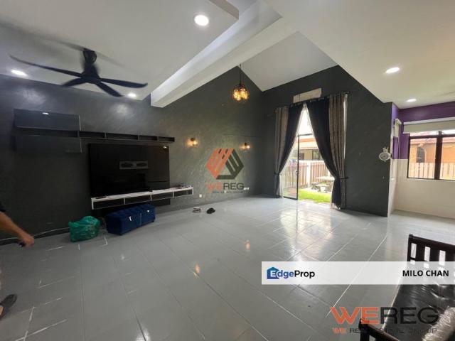 Glenmarie Cove Residence
