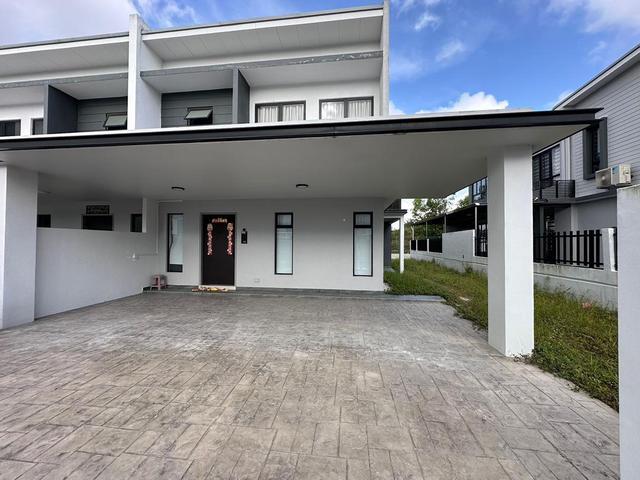 Glenmarie Mount Austin 2Storey Semi Detached Full Furnish For Rent