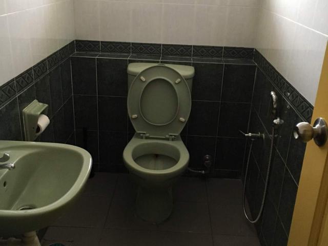 Glenmarie Shah Alam, LRT 3 station, KDU, Politeknik, MSU fully furnish room