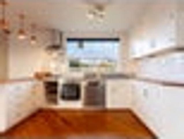 Glenwood, 4 bedrooms, $600 pw
