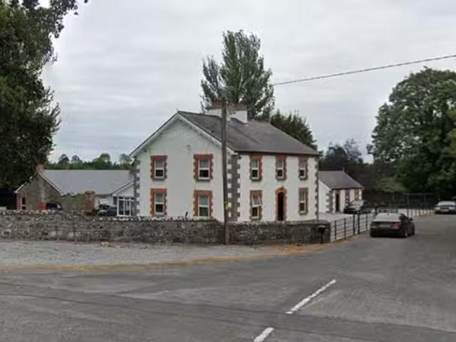 Glenwood, Ballydonagh, Athlone, Co. Westmeath, N37C8N2 is for.