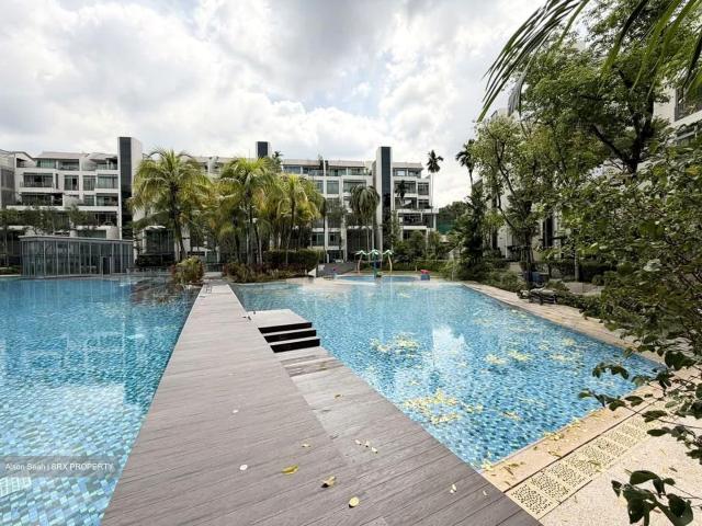 Glentrees D10, Condominium