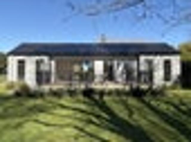 Glenview, 2 bedrooms, $650 pw