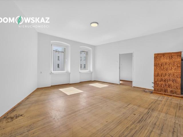 Gliwice: Jasna kawalerka do remontu z dużym potencjałem