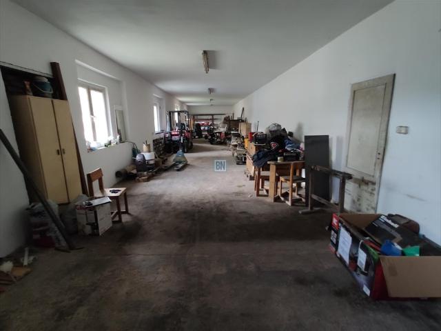 Sprzedam funkcjonalny obiekt usługowo produkcyjny 585 m² w Gliwicach