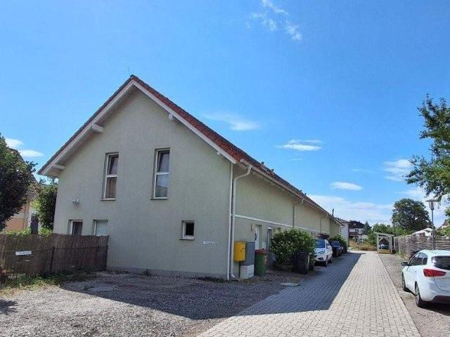 Glückstreffer Reihenhaus mit Garten in Deutsch Wagram