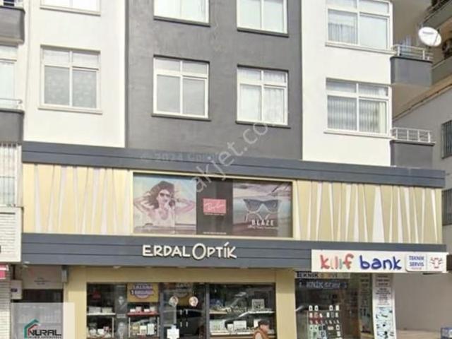 Gmk Üzerinde Tabela Değeri Olan 2 Katlı Satılık Dükkan
