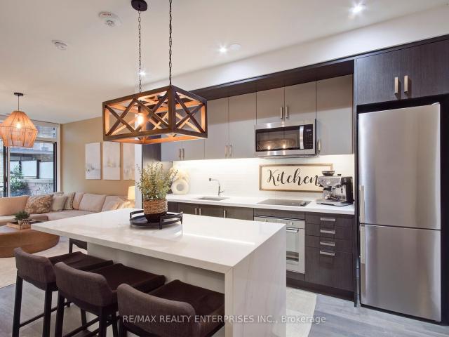 GR45 1575 Lakeshore Road W, Mississauga | 1+1Beds/1Bath, Condo, $639,800 | Condos. Ca