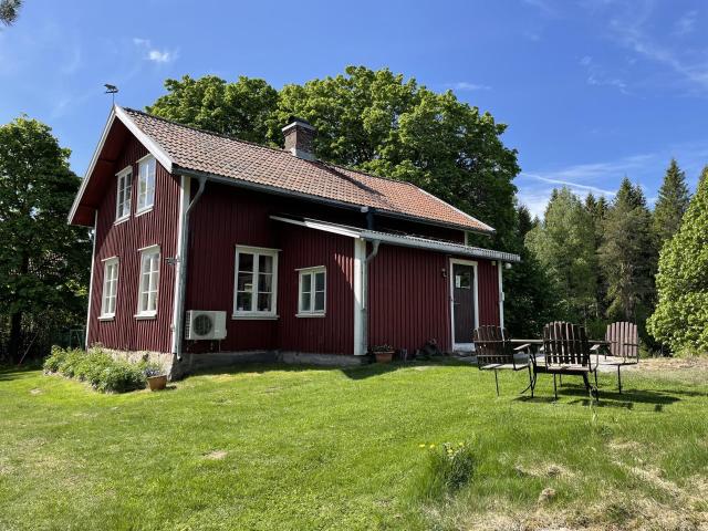 Gråbol Tomta 1
