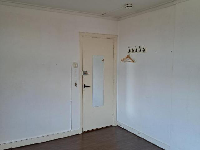 Grote kamer in de buurt centrum en universiteit