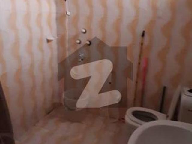 Ground + 2 Leased House For Sale Near Rim Jhim Tower, Main University Road Gulshan e Umair