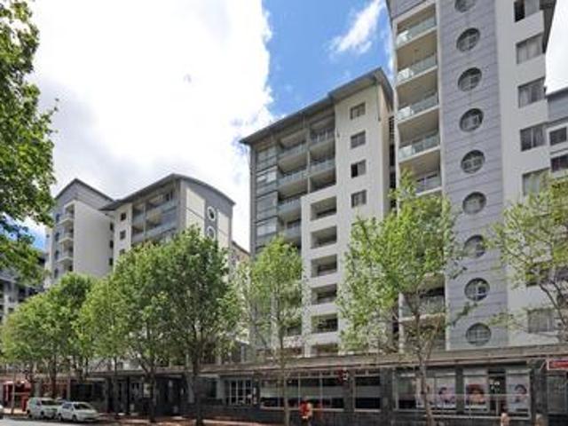 ground floor 1 bed available september 1st
