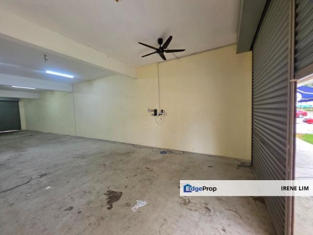 Ground Floor 2 Storey Shop Office 24' x 75' For Rent @ Nasa City, Desa Palma
