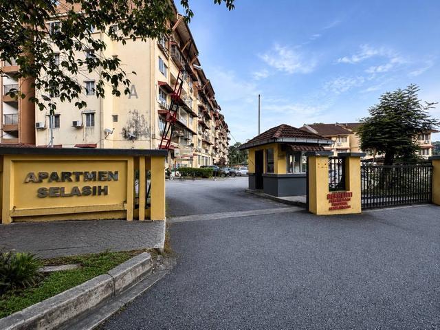 GROUND FLOOR CANTIK Apartment Selasih Damansara Damai Petaling Jaya