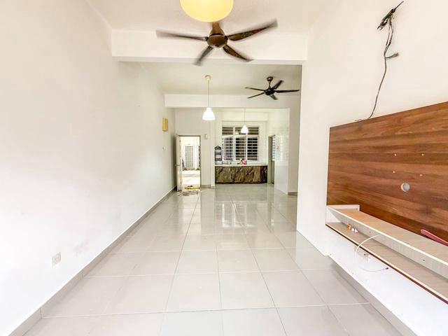 GROUND FLOOR Casa Dahlia Apartment Bandar Baru Salak Tinggi