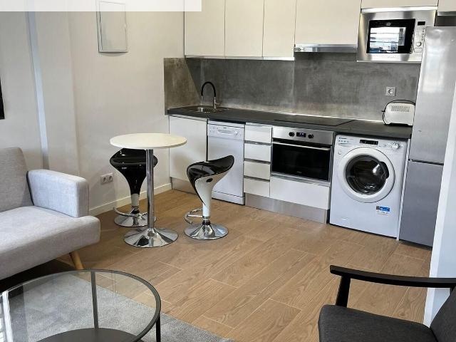 Ground floor apartment Madrid Castilla