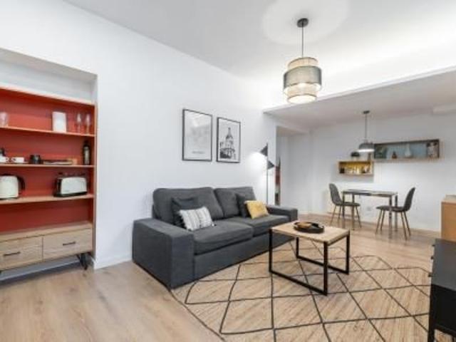 Ground floor apartment Madrid Palacio
