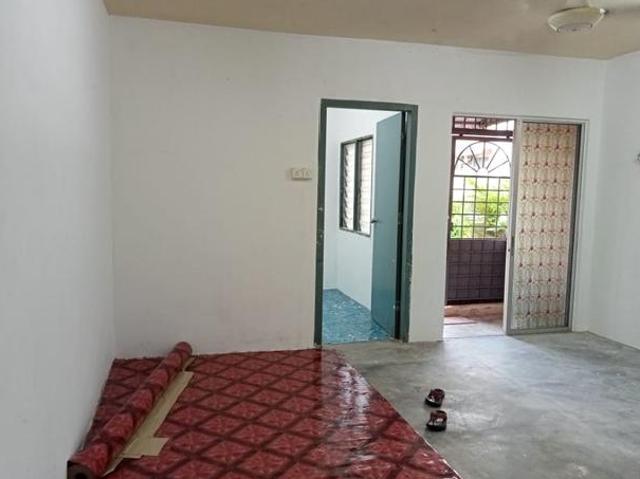 GROUND FLOOR Apartment Dahlia Garden Avenue Seremban 2