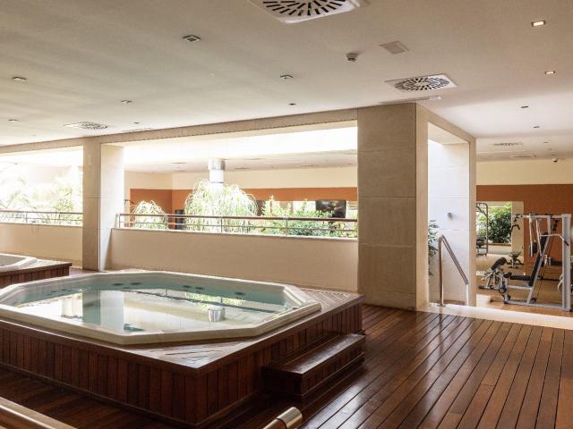Ground Floor Apartment in Marbella