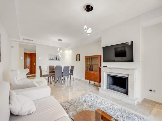 Ground Floor Apartment in Nueva Andalucía