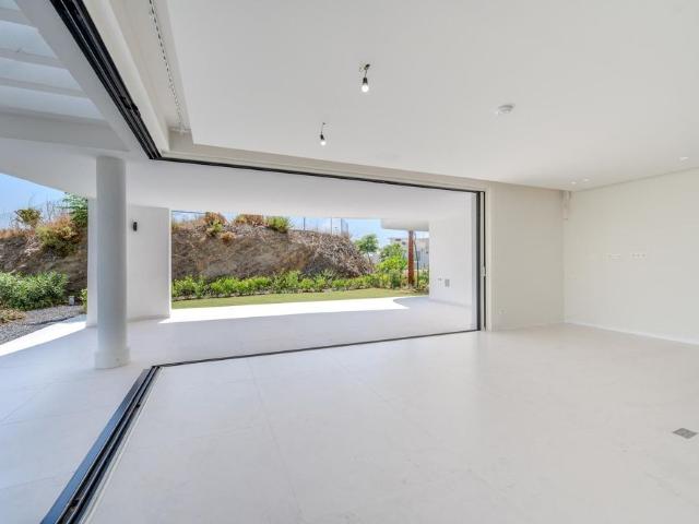 Ground Floor Apartment in Ojén