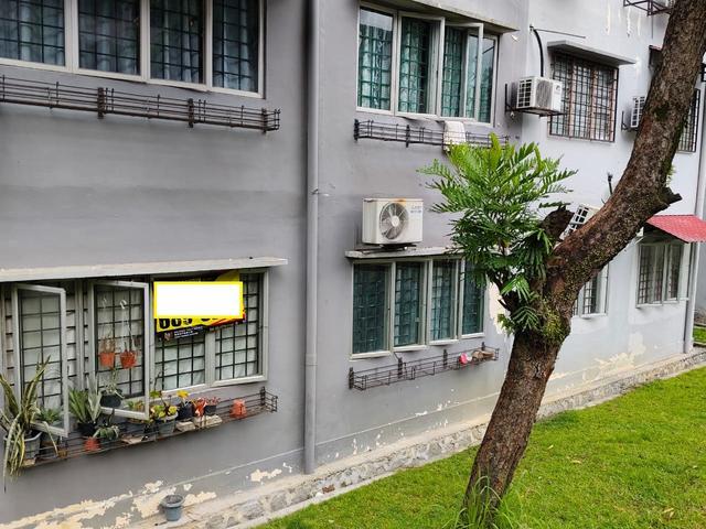 Ground Floor Apartment Putra Permai Seri Kembangan Below Market