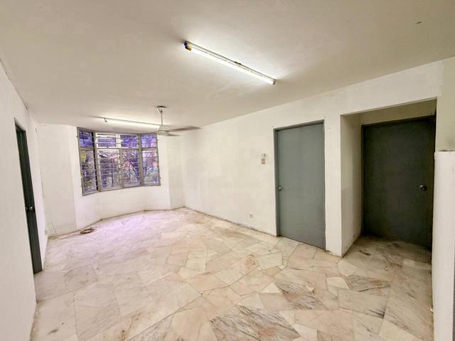 GROUND FLOOR Apartment Seroja Taman Putra Perdana Puchong Harga murah