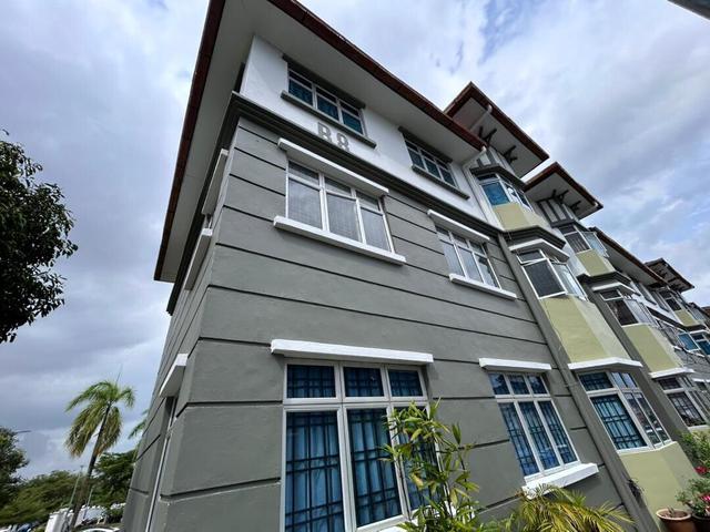 Ground Floor Apartment Vista Seri Alam Bandar Seri Alam