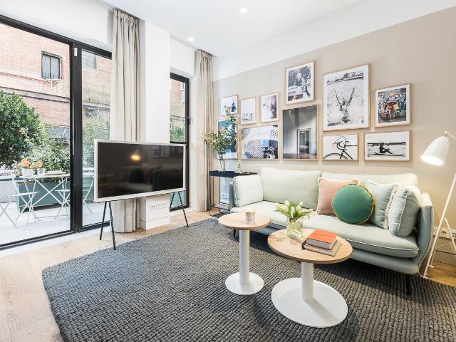 Ground floor apartment with private garden