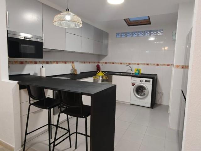 GROUND FLOOR APARTMENT 4 BEDROOMS IN TORREVIEJA