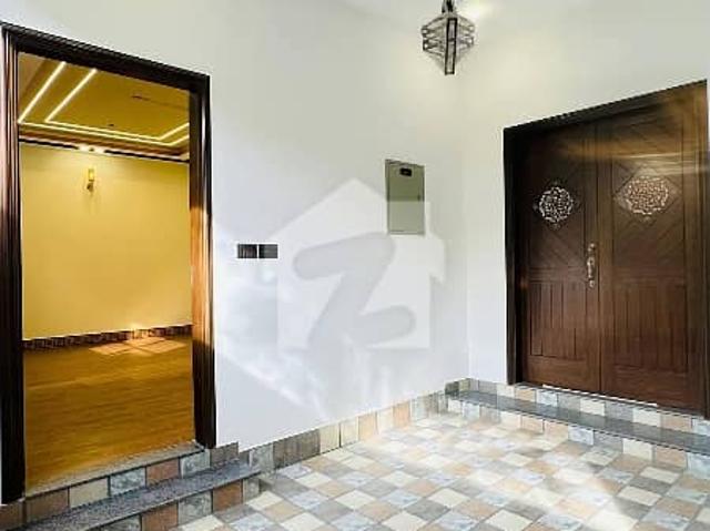 Ground Floor Brand New Portion Available For Rent