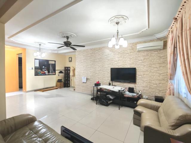 GROUND FLOOR GF PANGSAPURI LARKIN RESIDENCE PHASE 1 13min to CIQ