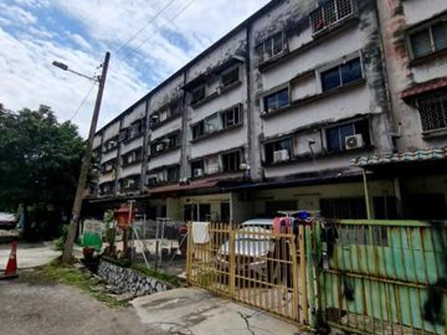 Ground floor Flat Sepadu Taman united for sale