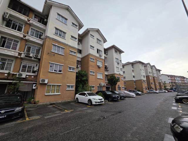 Ground Floor Freehold Sri Ara Apartment ara damansara Citta Mall LRT3