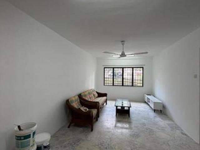 Ground Floor House For Sale Putra Permai Tmn Equine Seri Kembangan