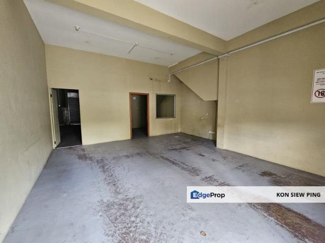 Ground Floor Intermediate / Office For Rent! Located at Stutong kuching sarawak