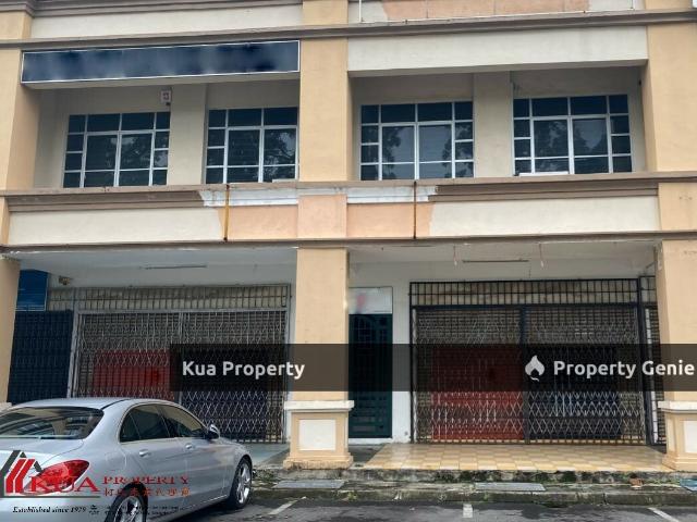 Ground Floor Intermediate Shoplot For Rent! Located at Yoshi Square, Pending