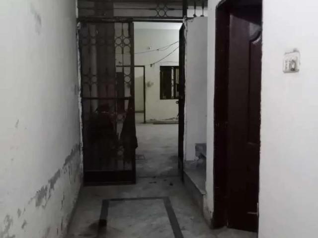 Ground floor separate portion available for rent. Lahore Saddar ID 36985