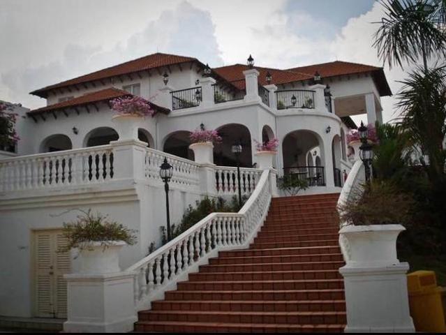 Ground floor Spanish Villa Apartment Taman Tasik Jaya Senawang