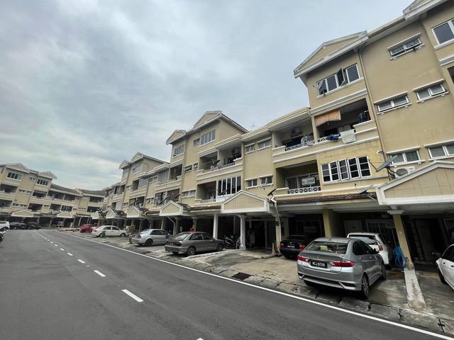 Ground Floor Sri Mahligai Townhouse Seksyen 9 Shah Alam