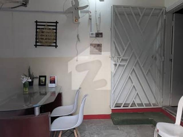 Ground floor portion for urgent rent