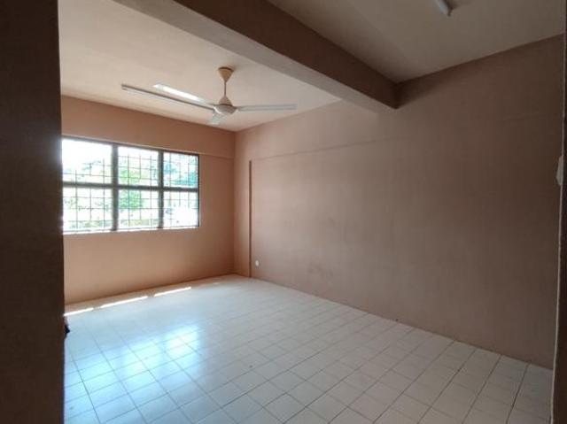 Ground Floor Pangsapuri Prima Cempaka Taman Kajang Prima
