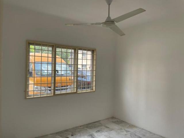 Ground Floor Rose Apartment Saujana Utama Selangor